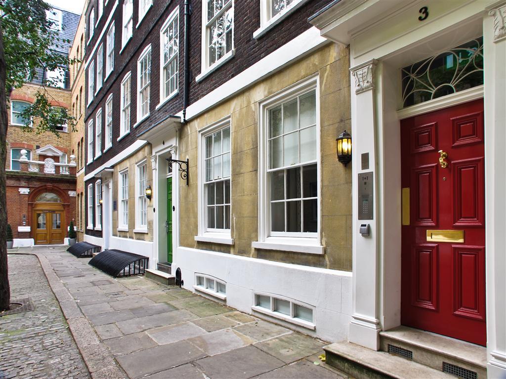 Native Kings Wardrobe, St Pauls Aparthotel London Exterior photo